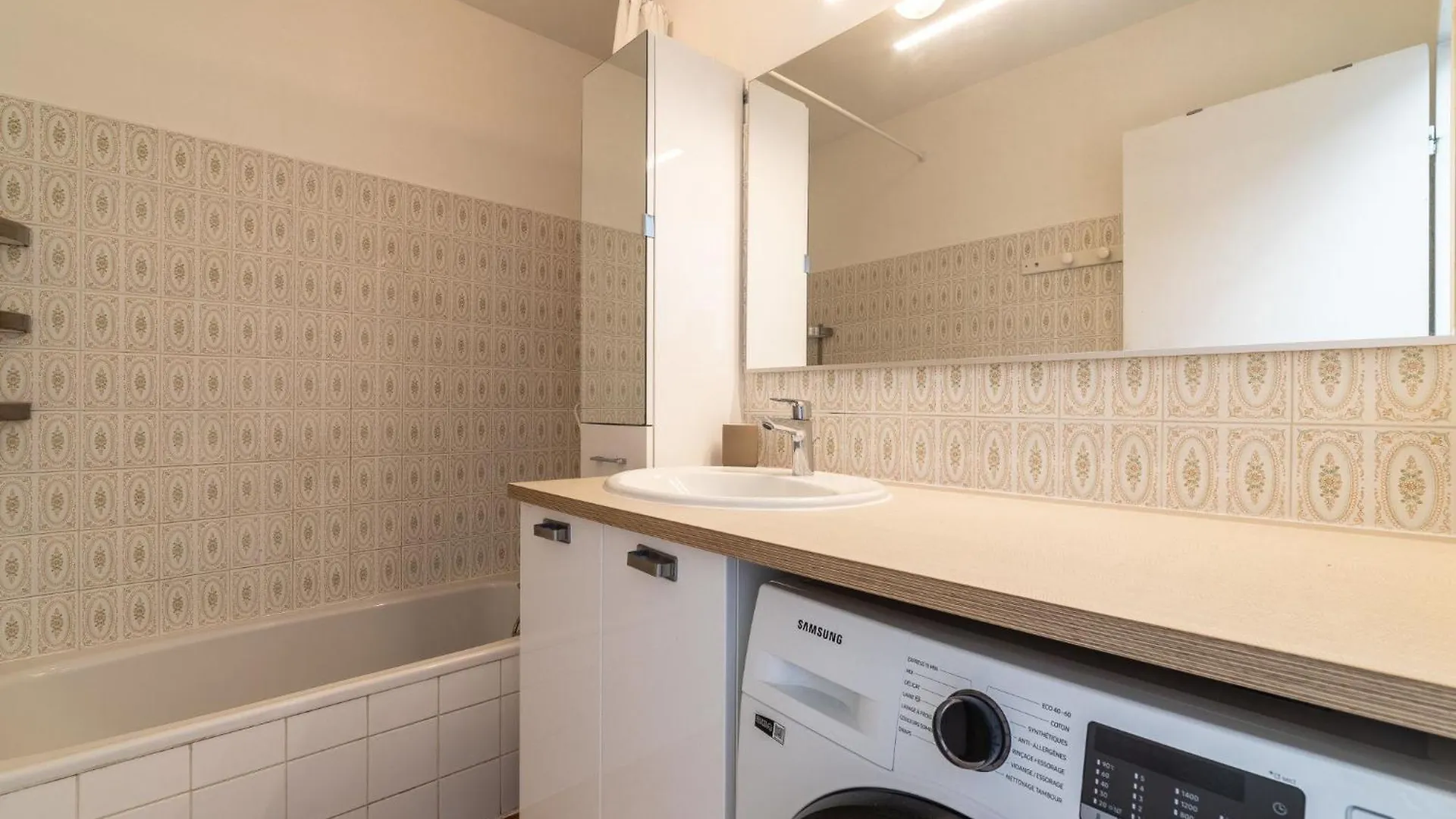 Holiday Home Les Iris By Interhome Carqueiranne